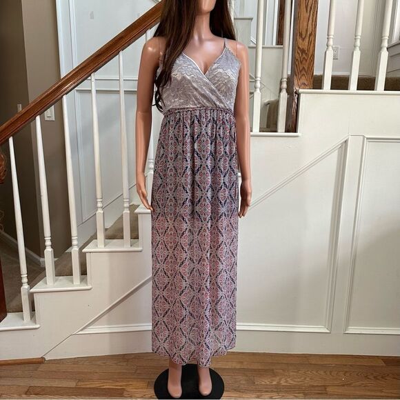 Lace chiffon patterned maxi dress - Picture 2 of 13